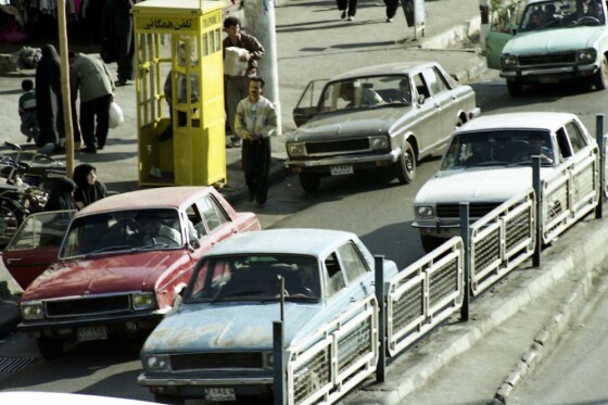 تصاویر دیده نشده از میدان امام حسین (ع) در سال ۱۳۷۴