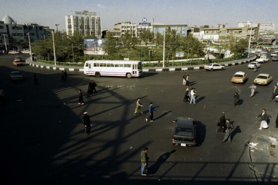 تصاویر دیده نشده از میدان امام حسین (ع) در سال ۱۳۷۴