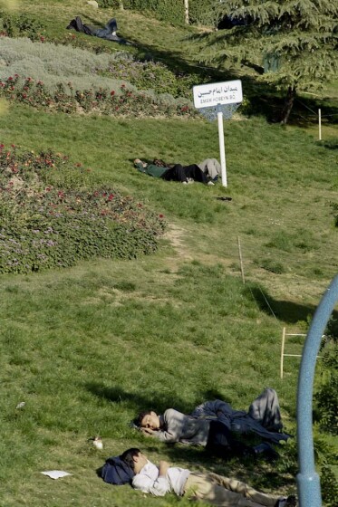 تصاویر دیده نشده از میدان امام حسین (ع) در سال ۱۳۷۴