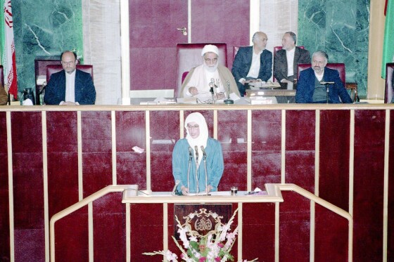 عکس های منتشر نشده از سفر بی نظیر بوتو به تهران در سال ۱۳۷۴