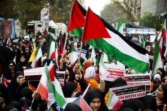 راهپیمایی ۱۳ آبان در تهران -۲