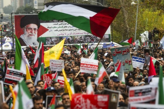 راهپیمایی ۱۳ آبان در تهران -۲