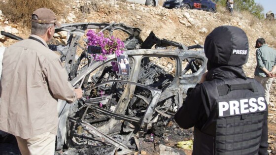 مراسم تشییع پیکر مادربزرگ شهید لبنانی و سه نوه‌اش