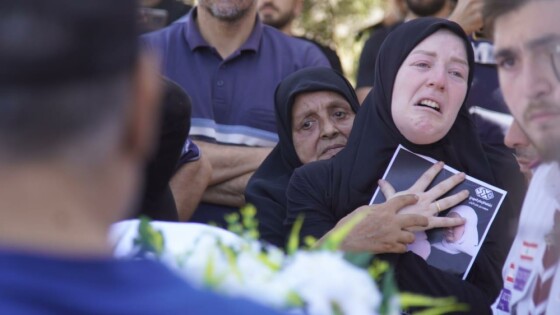 مراسم تشییع پیکر مادربزرگ شهید لبنانی و سه نوه‌اش