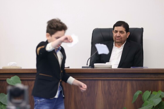 دیدار معاون اول رئیس جمهور با والدین فرزندان اوتیسمی