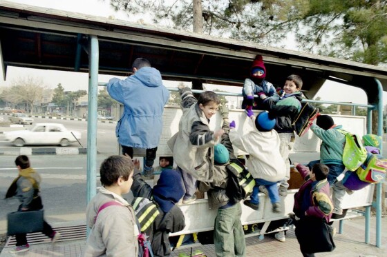 اردو دانش آموزان به بهانه روز جهانی کودک در دهه هفتاد