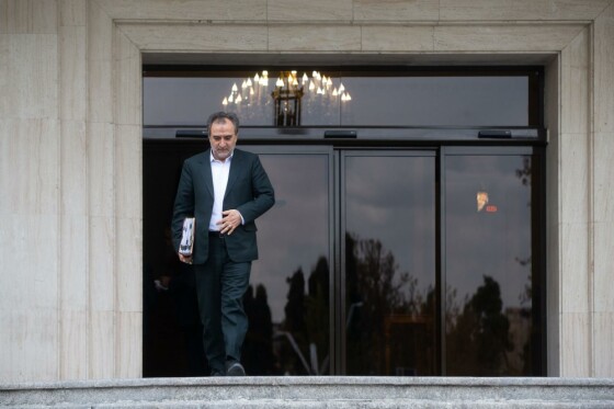 در  حاشیه جلسه هیأت دولت