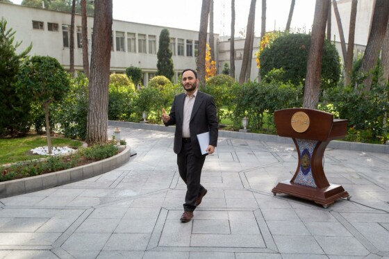 در  حاشیه جلسه هیأت دولت