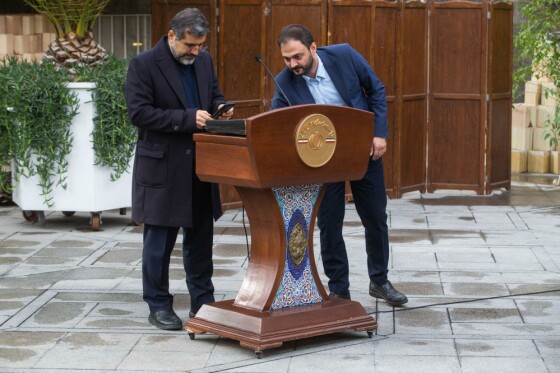 در  حاشیه جلسه هیأت دولت