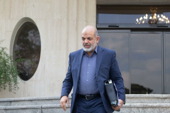 در  حاشیه جلسه هیأت دولت