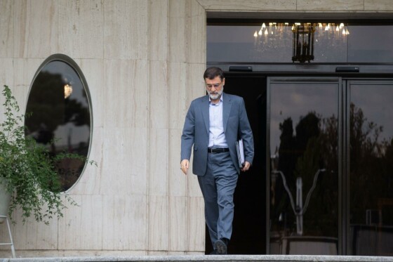 در  حاشیه جلسه هیأت دولت