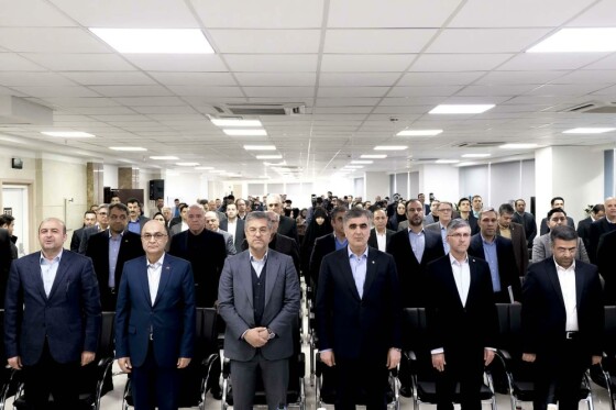 آیین گشایش و رونمایی از ساختمان مبادله  ارز و طلای ایران و عرضه اولین اوراق مرابحه ارزی کشور