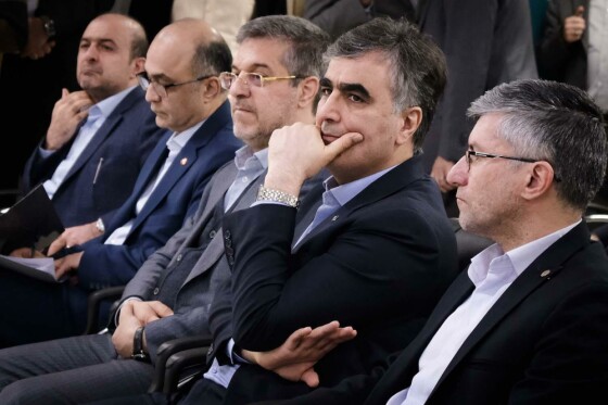 آیین گشایش و رونمایی از ساختمان مبادله  ارز و طلای ایران و عرضه اولین اوراق مرابحه ارزی کشور