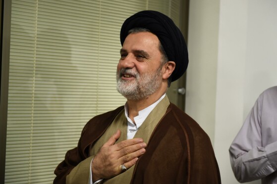 آیین رونمایی از کتاب شش جلدی «چالش هستهای»