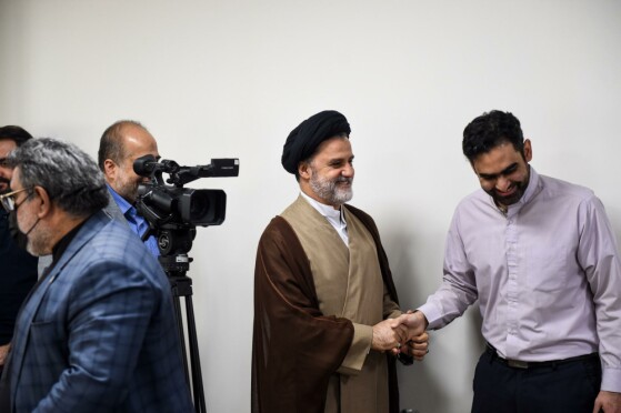 آیین رونمایی از کتاب شش جلدی «چالش هستهای»