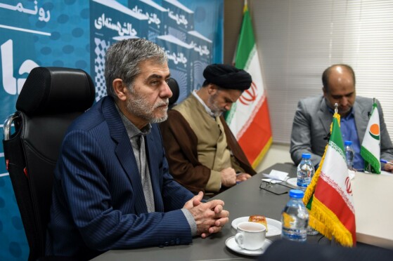 آیین رونمایی از کتاب شش جلدی «چالش هستهای»