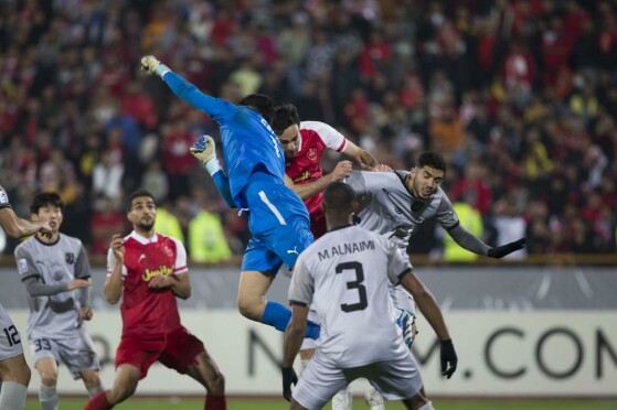 دیدار تیم های پرسپولیس و الدحیل