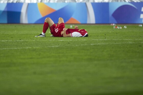 دیدار تیم های پرسپولیس و الدحیل