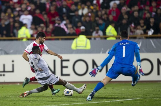 دیدار تیم های پرسپولیس و الدحیل