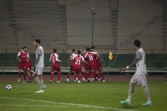 دیدار تیم های پرسپولیس و الدحیل