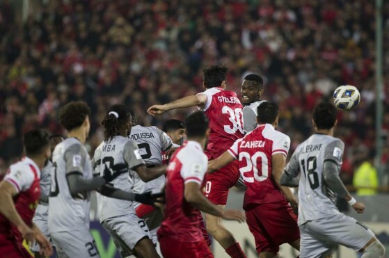 دیدار تیم های پرسپولیس و الدحیل