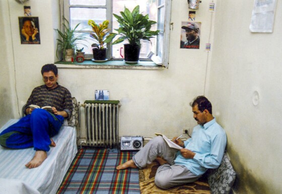 زندگی روزمره دانشجویان درکوی دانشگاه تهران در دهه هفتاد