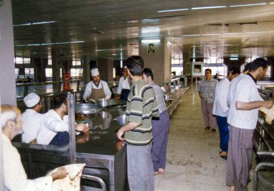 زندگی روزمره دانشجویان درکوی دانشگاه تهران در دهه هفتاد