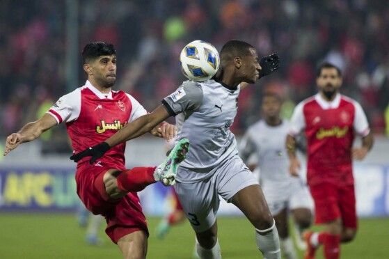 دیدار تیم های پرسپولیس و الدحیل