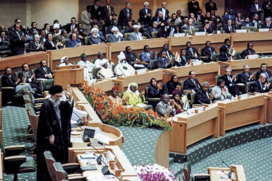 تصاویر کمتر دیده شده از  هشتمین اجلاس سران کشورهای اسلامی در سال ۷۶