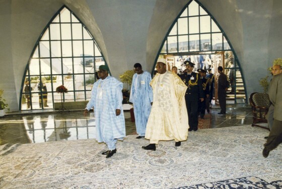 تصاویر کمتر دیده شده از  هشتمین اجلاس سران کشورهای اسلامی در سال ۷۶