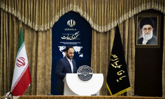 نشست خبری هفتگی سخنگوی دولت با خبرنگاران