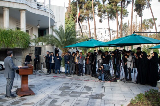 در حاشیه جلسه هیأت دولت