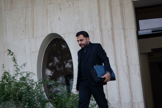 در حاشیه جلسه هیأت دولت