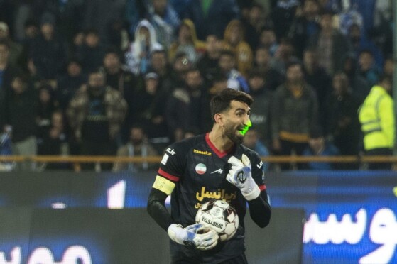 دیدار تیم های پرسپولیس و استقلال تهران