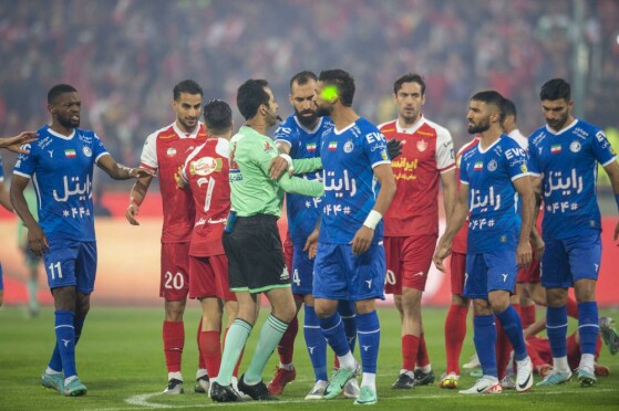 دیدار تیم های پرسپولیس و استقلال تهران