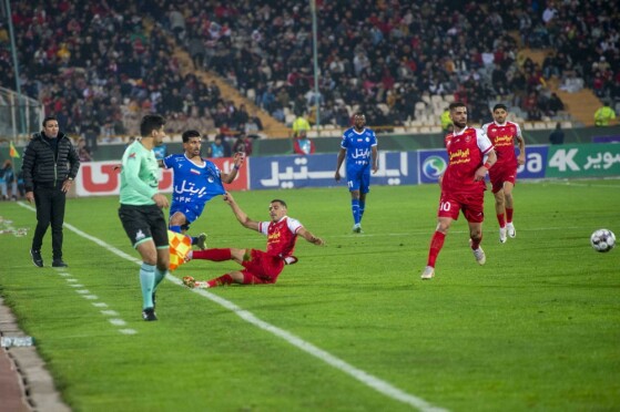 دیدار تیم های پرسپولیس و استقلال تهران