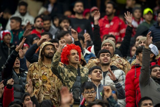 دیدار تیم های پرسپولیس و استقلال تهران