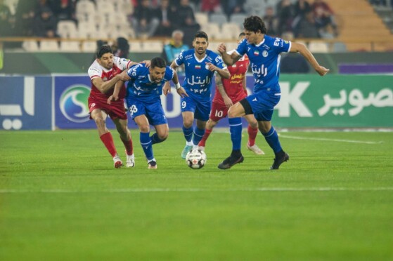 دیدار تیم های پرسپولیس و استقلال تهران