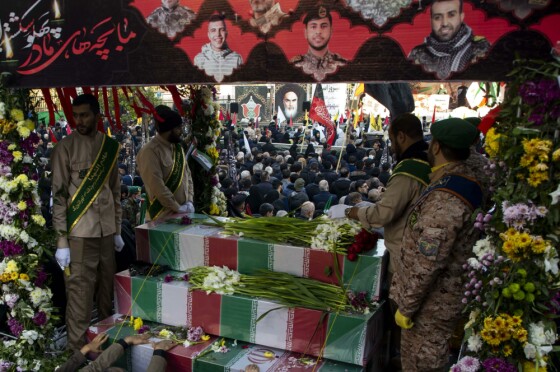 تشییع پیکرهای۱۱۰ شهید گمنام دفاع مقدس در تهران