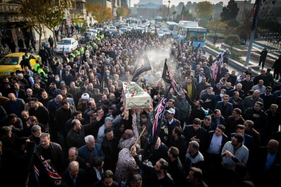 آئین تشییع و تدفین پیکر شهید گمنام در وزارت فرهنگ و ارشاد اسلامی