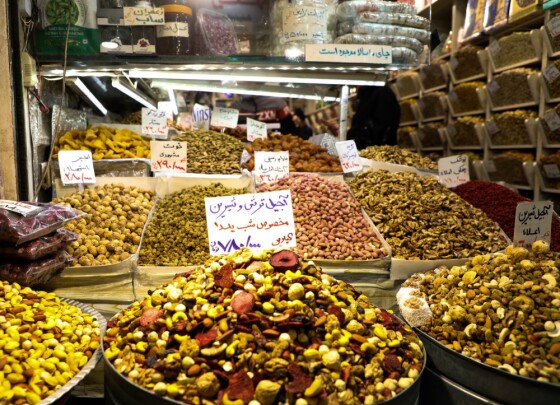 خرید شب یلدا در تهران