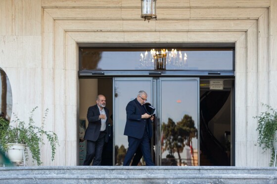 حاشیه جلسه هیات دولت