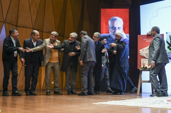 رونمایی از آثار جدید انتشارات مکتب حاج قاسم