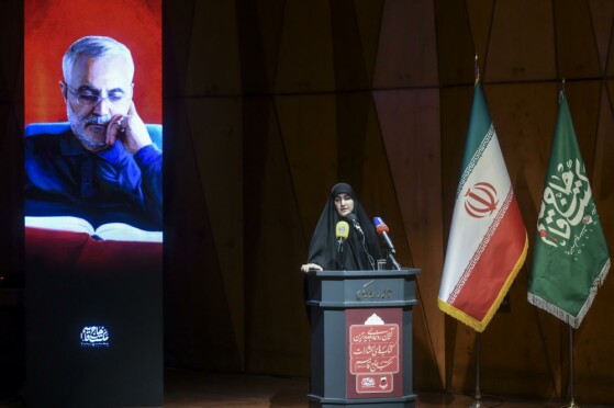 رونمایی از آثار جدید انتشارات مکتب حاج قاسم