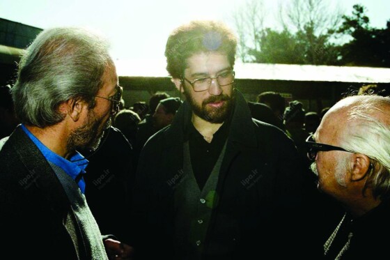 تصاویر منتشر نشده از تشییع پیکر رقیه چهره آزاد در سال ۱۳۷۳