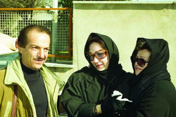 تصاویر منتشر نشده از تشییع پیکر رقیه چهره آزاد در سال ۱۳۷۳