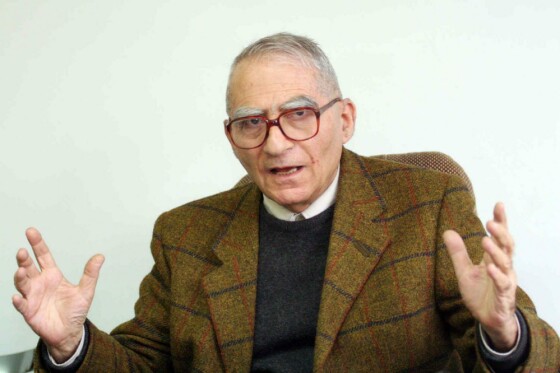 تصاویر منتشر نشده از استاد «کریم مجتهدی »