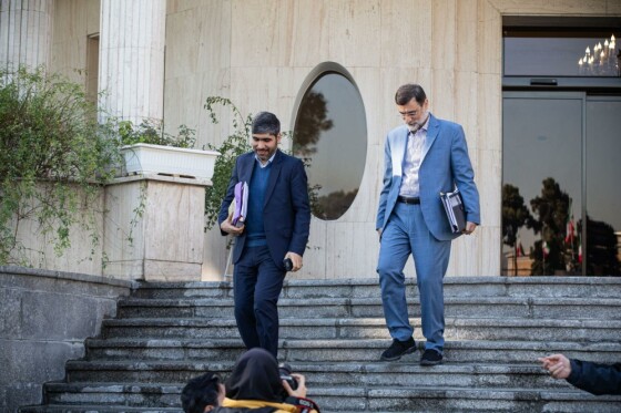 حاشیه جلسه هیئت دولت- ۲۷ دی