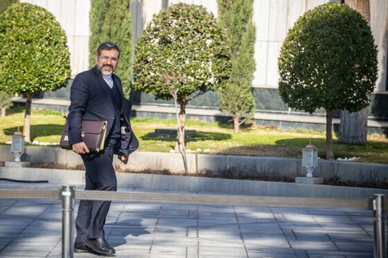 حاشیه جلسه هیئت دولت- ۲۷ دی