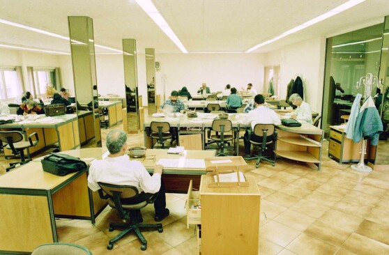 تحریریه روزنامه ایران در دهه هفتاد